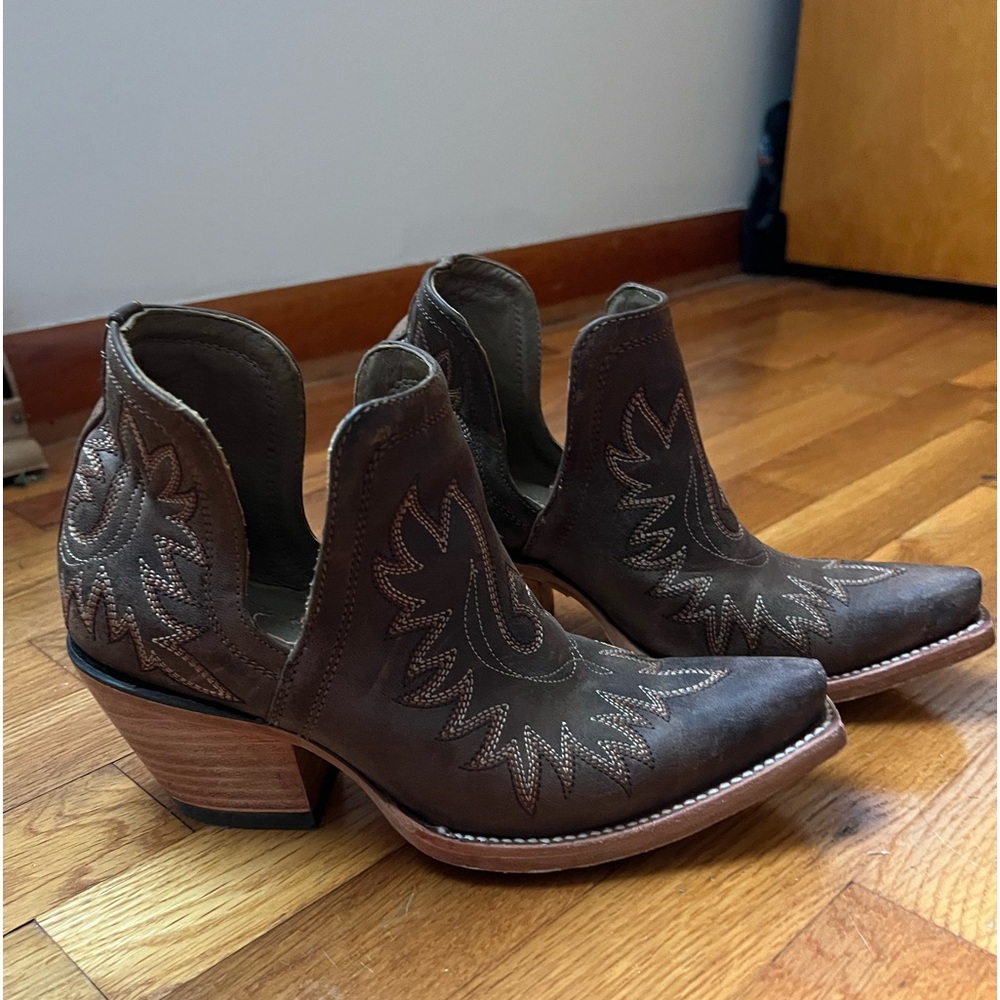 ARIAT Brown ankle bootie